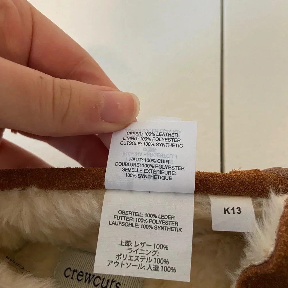 NWOT | Crewcuts kids Sherpa lodge moccasin slippers —‎ size 13